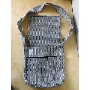 Crossbody bag - Black and White